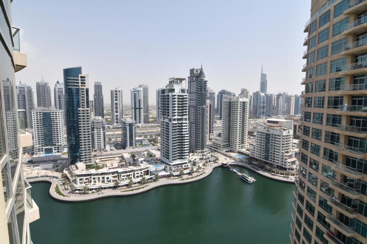 Holiday Homes Dubai Exterior photo