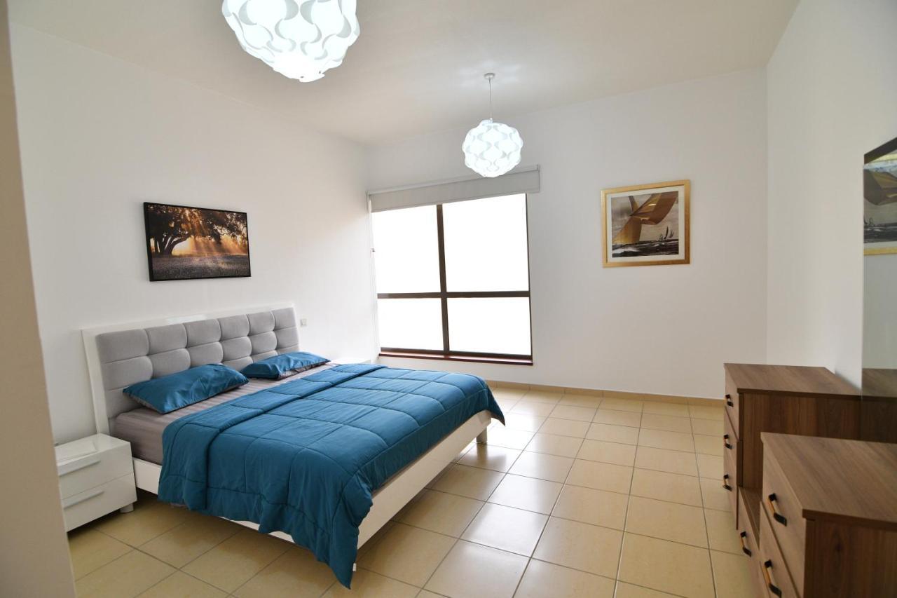 Holiday Homes Dubai Exterior photo