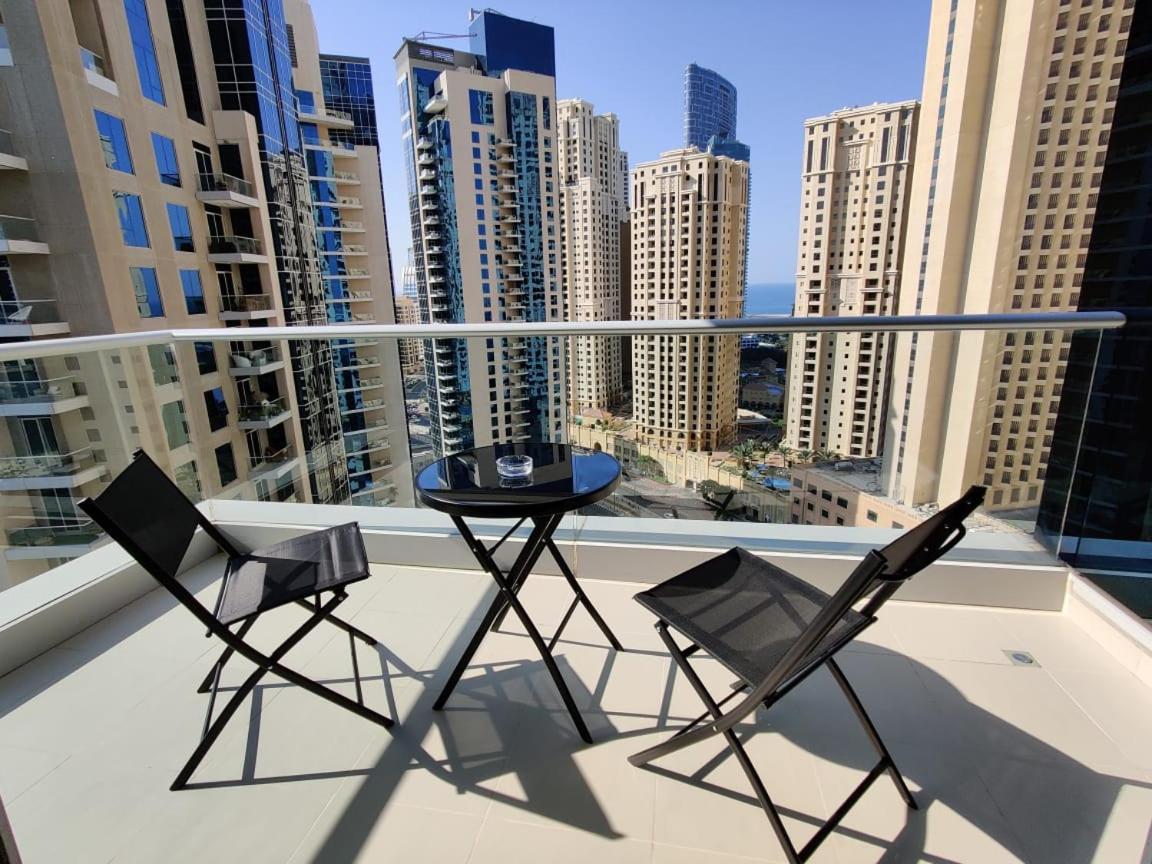 Holiday Homes Dubai Exterior photo