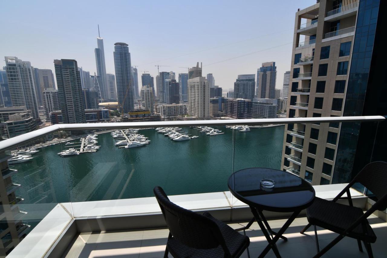 Holiday Homes Dubai Exterior photo