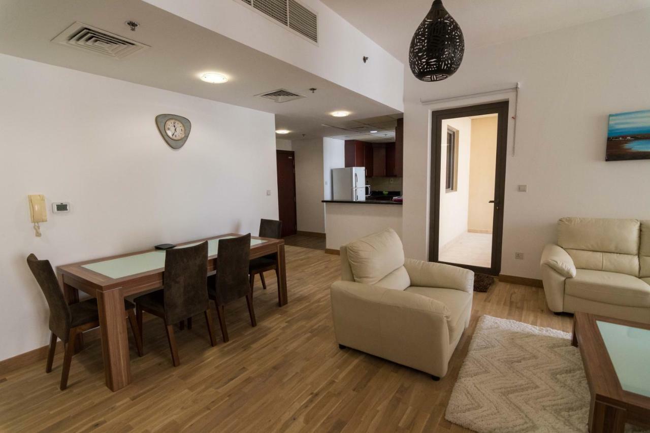 Holiday Homes Dubai Exterior photo