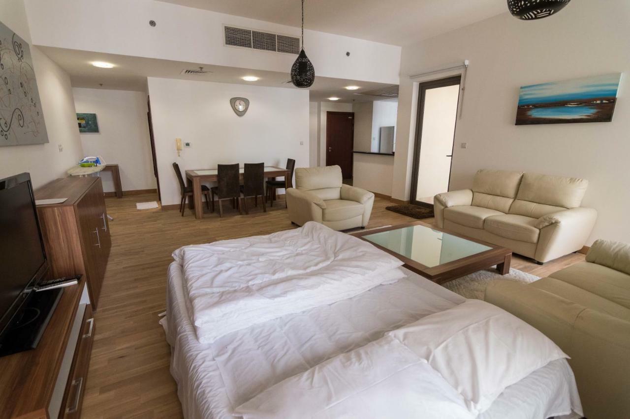 Holiday Homes Dubai Exterior photo